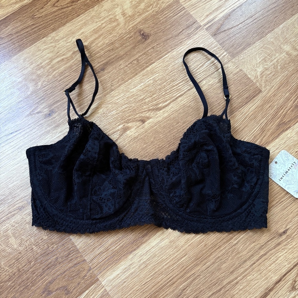 NWT Intimately by Free People Lace Underwire Bra